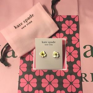 💥HOST PICK💥♠️KATE SPADE - PRECIOUS PANSY STUDS EARRINGS (NWT)